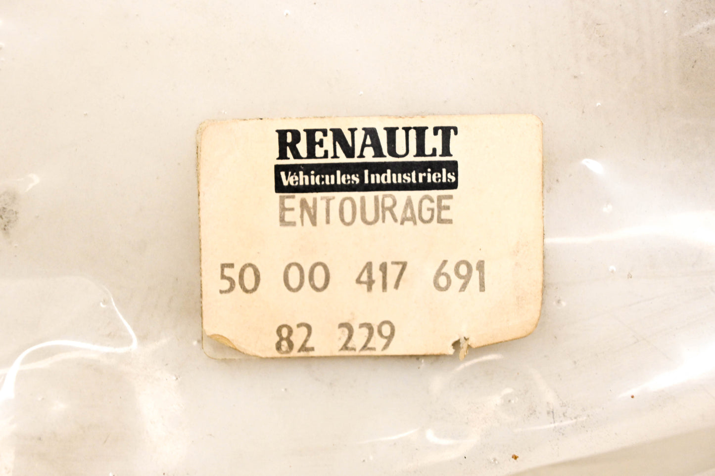 Renault 5000417691, 4103-5000417691 Grill Cover for Mack NOS