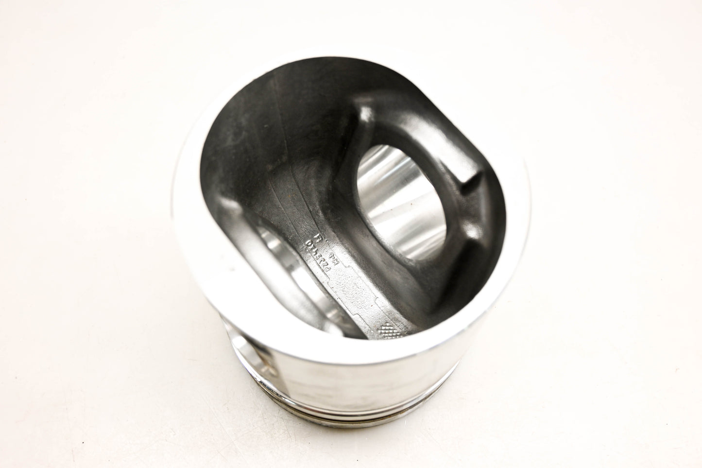 Mack 240GC1521C Piston Kit NOS