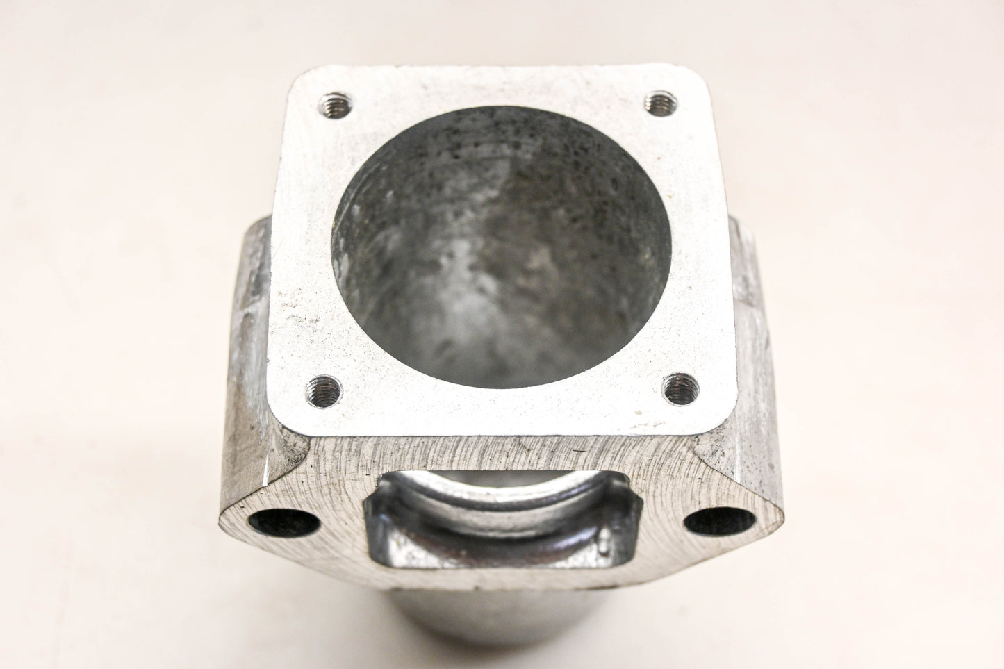 Renault 5000044926, 5000202935, 4103-5000044926 Breather Housing NOS