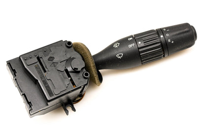 Renault 5010480375, 34471801, 4103-5010480375 Windscreen Wiper Control Combined Switch for Mack NOS