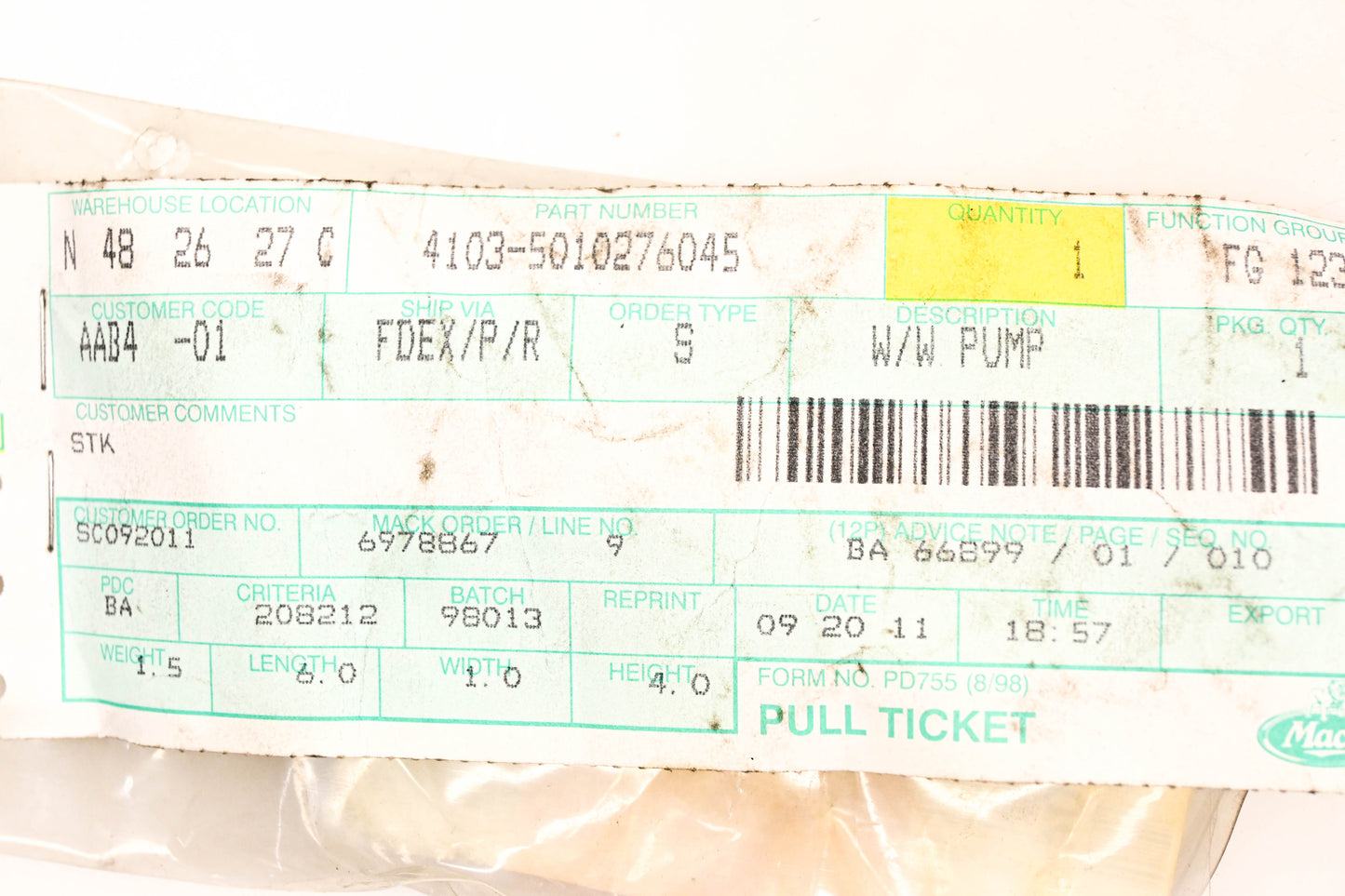 Mack 4103-5010276045, 5010276045 Renault Water Pump NOS