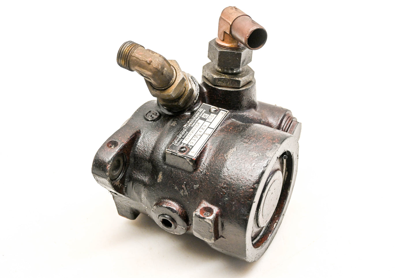 Mack 4103-5000546182, 7674955164 Power Steering Pump Assembly