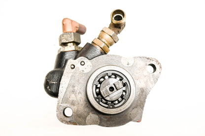 Mack 4103-5000546182, 7674955164 Power Steering Pump Assembly