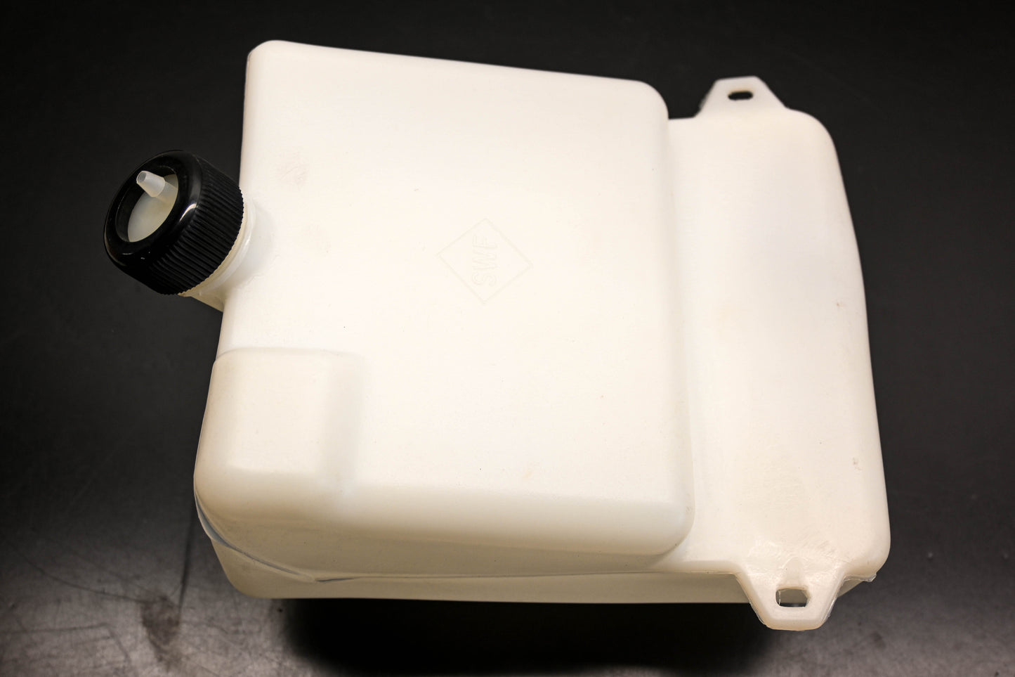 Mack 4103-5000622601, 5000622601 Renault Washer Fluid Reservoir NOS