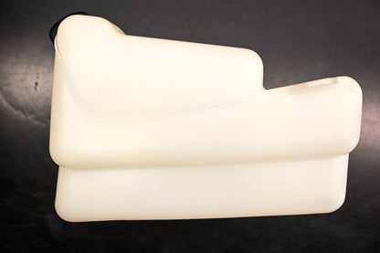 Mack 4103-5000622601, 5000622601 Renault Washer Fluid Reservoir NOS