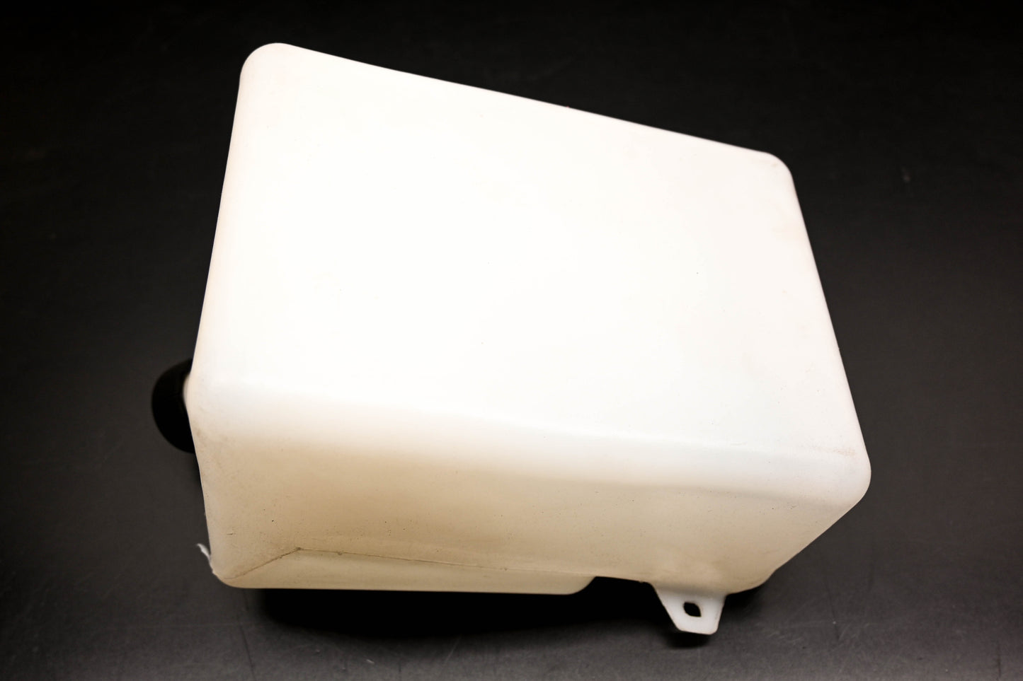 Mack 4103-5010210326, 5010210326 Renault Fluid Reservoir NOS