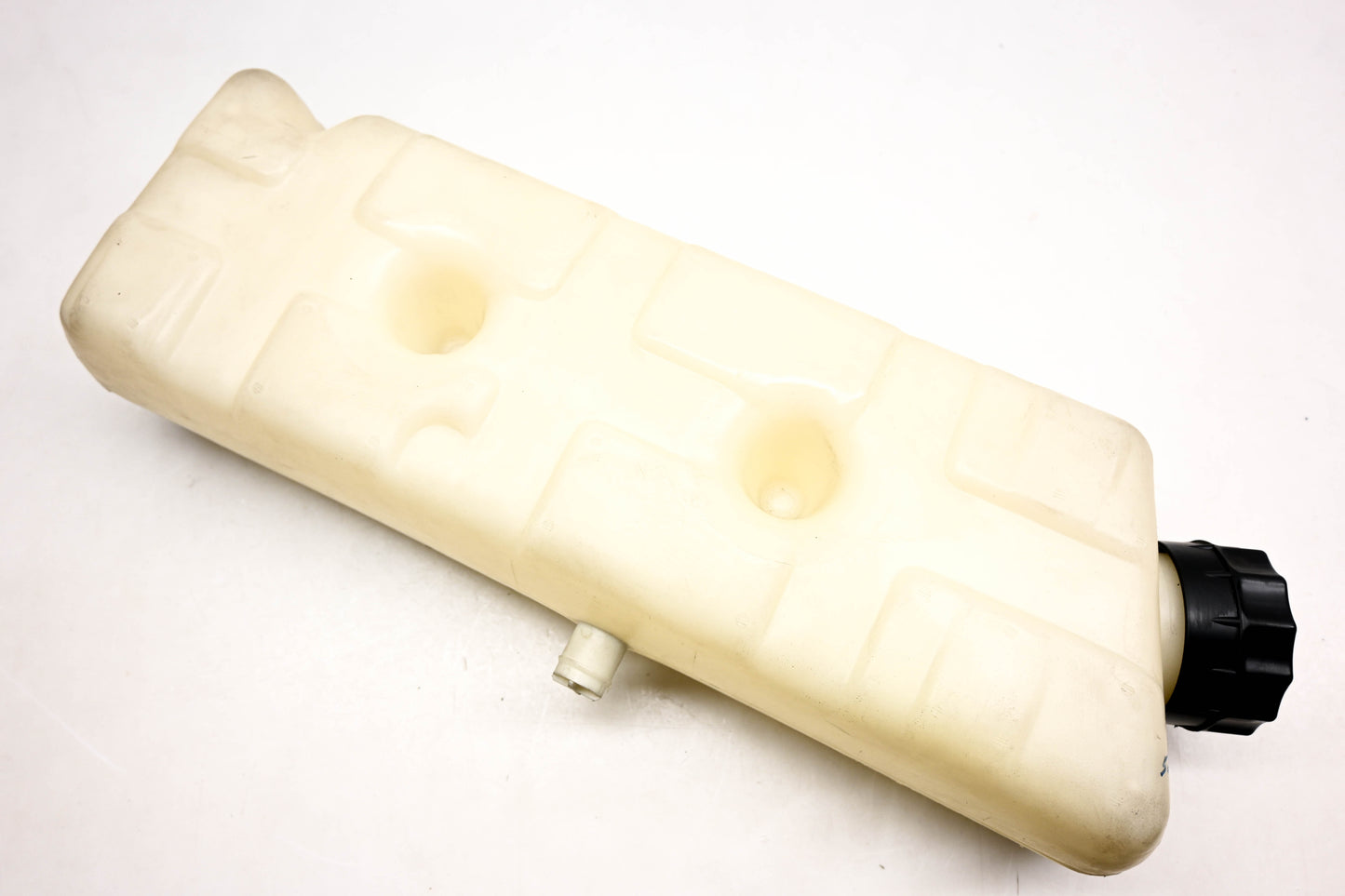 Mack 4103-5000448189, 5000448189 Renault Expansion Tank NOS