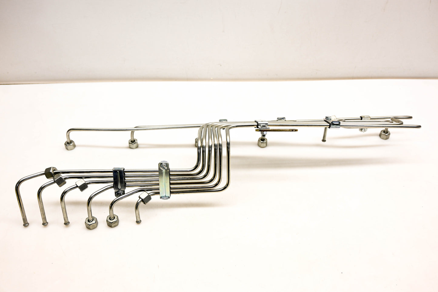 Mack 4103-5010258077, 5010258077 Renault Fuel Injection Line Assembly NOS