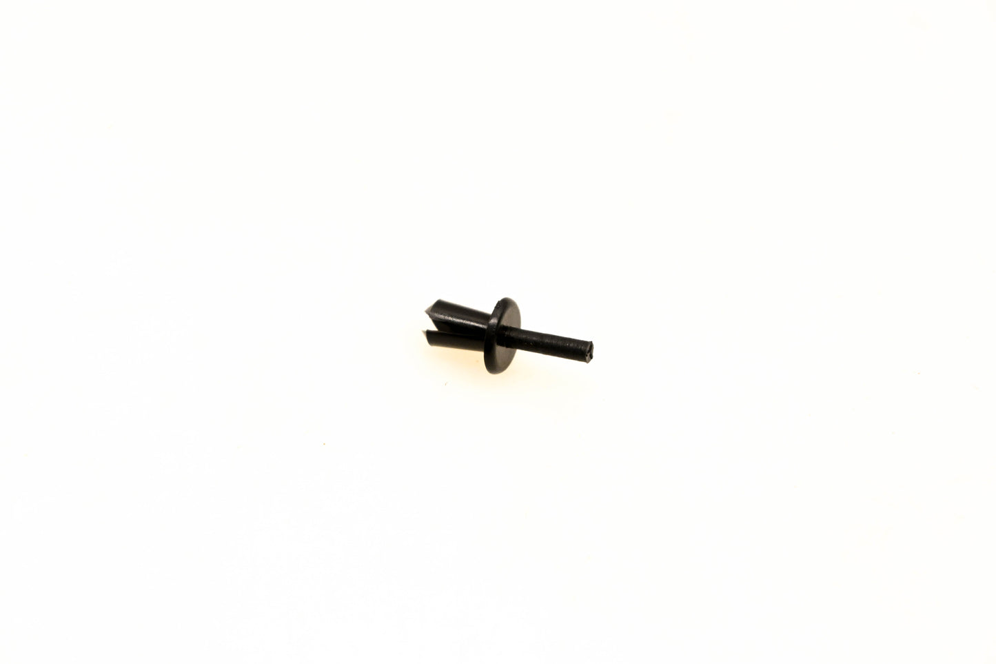 Mack 4103-5000355067, 5000355067 Rivet NOS