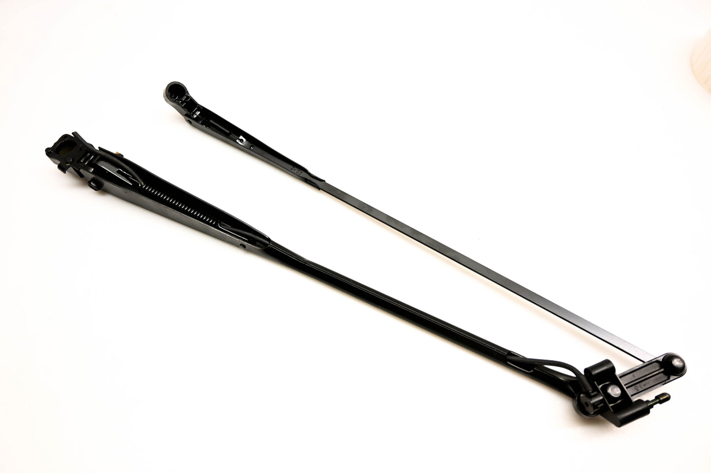 Mack 62QT425 Right Wiper Arm NOS