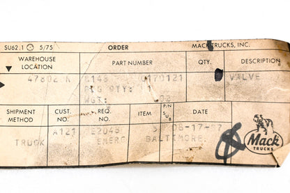 Mack 8148-0170121 Valve Seat NOS