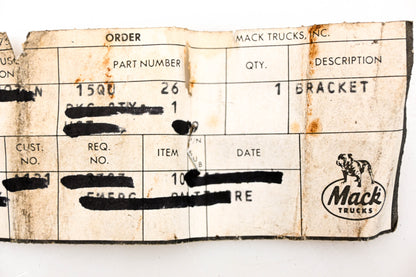Mack 15QU26 Bracket NOS
