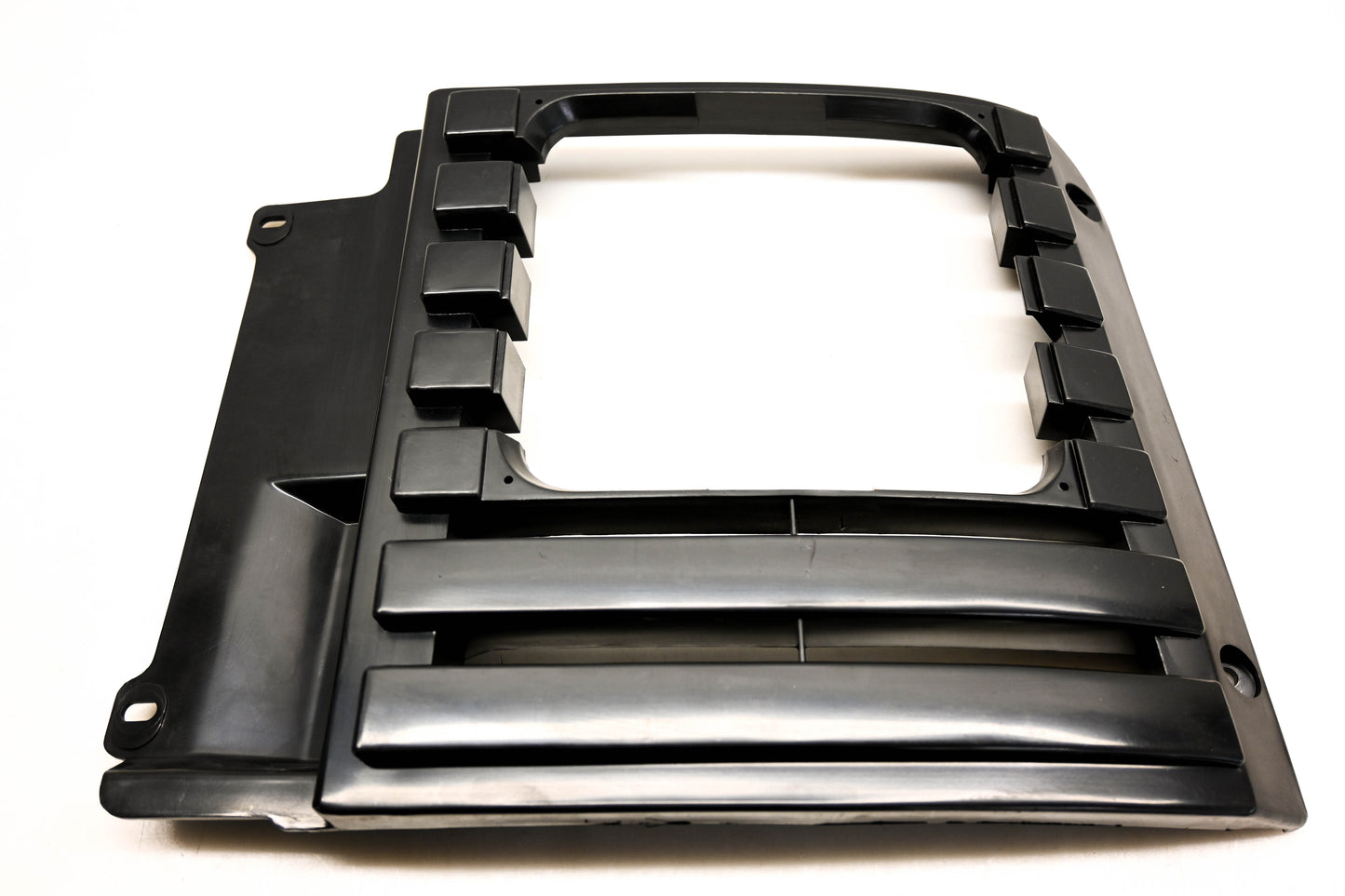 Mack 4103-5000417692, 5000417692, 4103-5000417692-D Renault Grill Cover NOS
