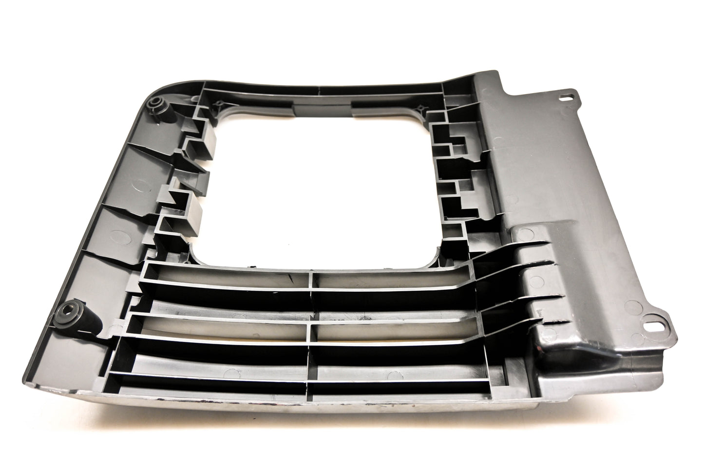 Mack 4103-5000417692, 5000417692, 4103-5000417692-D Renault Grill Cover NOS