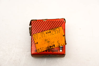 Mack 4103-7701002952, 7701002952 Tee Fitting NOS