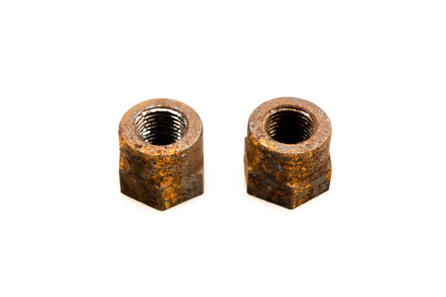 Mack 21AX499X Nuts Qty 2 NOS