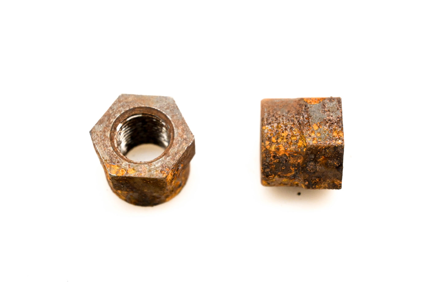 Mack 21AX499X Nuts Qty 2 NOS