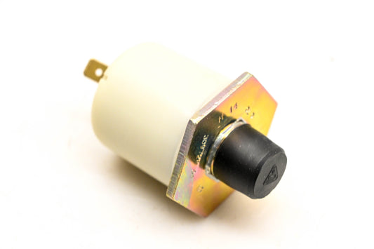 Mack 4103-5000084065, 5000084065 Renault Oil Sender Unit NOS
