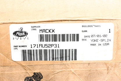 Mack 171MU52P31, 6-4-58841, M200205250024 Spicer Split End Yoke NOS