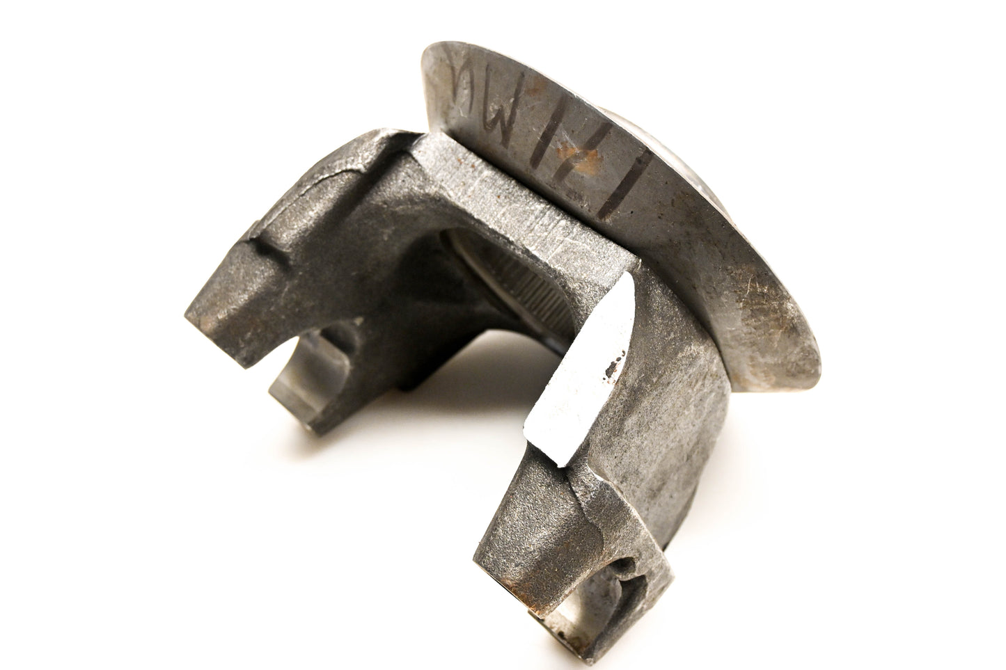 Mack 171MU51P14, 6-4-7181-1X, M200205250024 Differential Yoke NOS