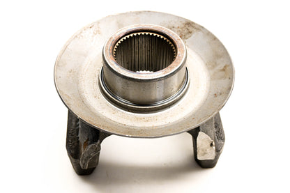 Mack 171MU51P14, 6-4-7181-1X, M200205250024 Differential Yoke NOS