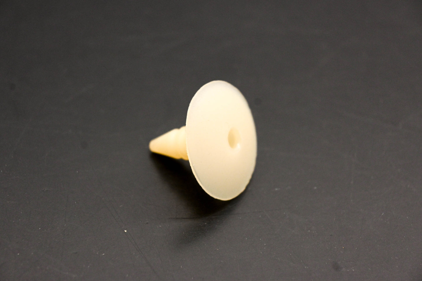 Mack 4103-5003077003, 5003077003 Button Plug NOS