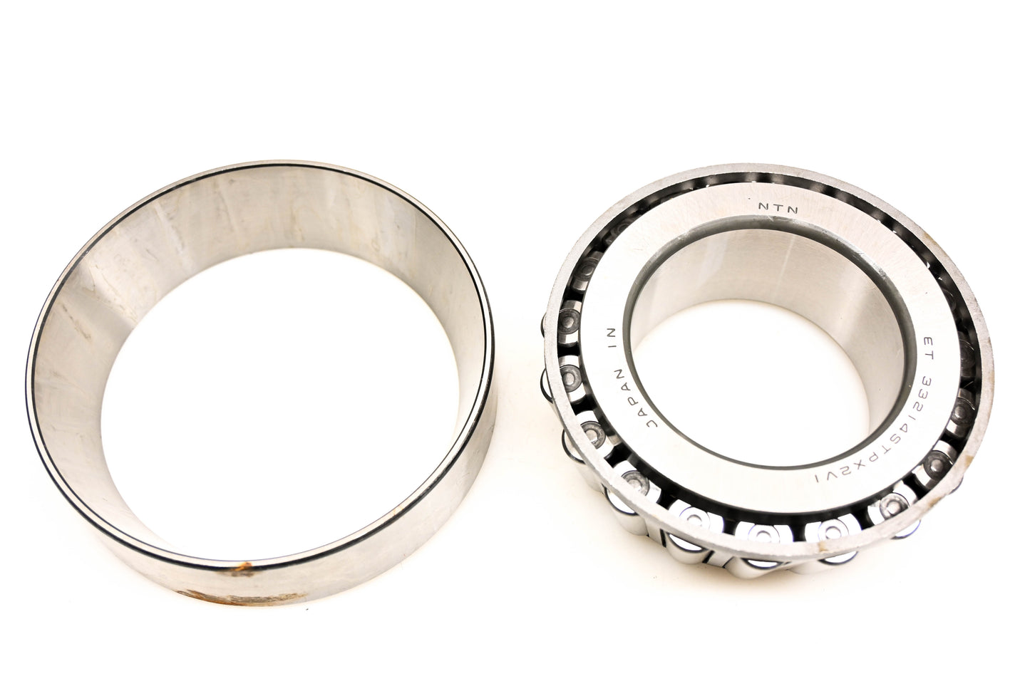 Mack 4103-5010439064A, ET-33214STPX2, ET-33214STPX2V1 Renault NTN Taper Roller Bearing Assembly NOS