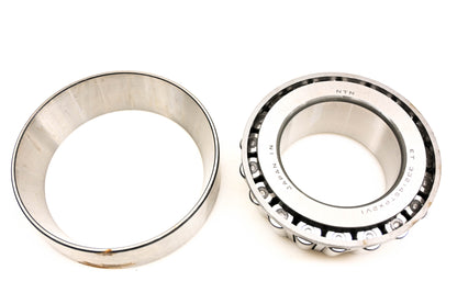 Mack 4103-5010439064A, ET-33214STPX2, ET-33214STPX2V1 Renault NTN Taper Roller Bearing Assembly NOS
