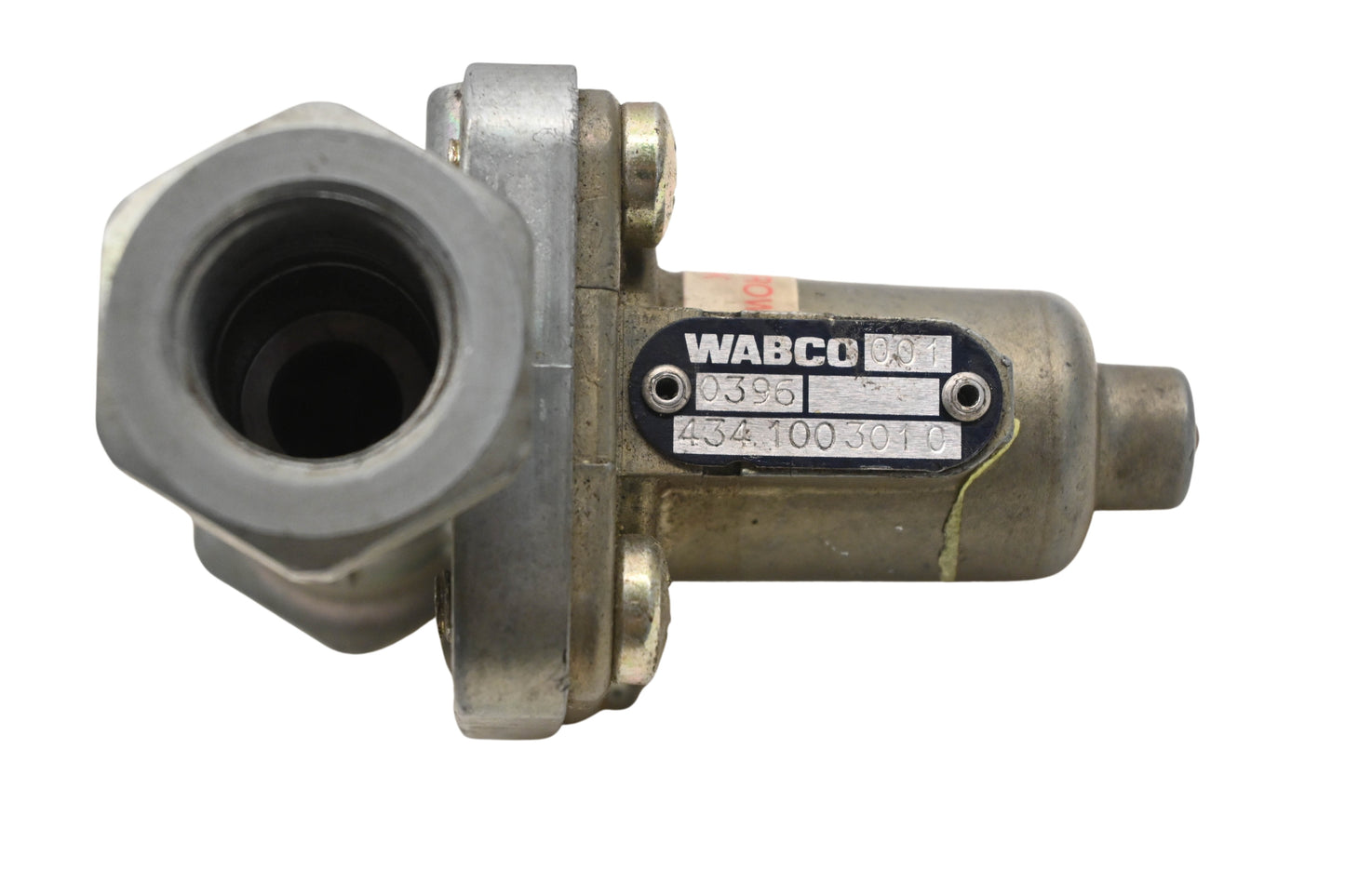 Mack 8235-S4341003100 Wabco Air Dryer Pressure Control Check Valve NOS