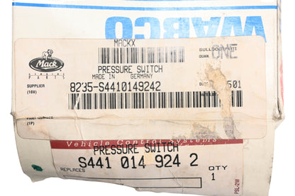 Mack 8235-S4410149242, S4410149242 Wabco Pressure Switch NOS