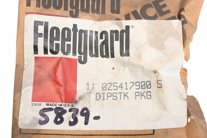 Mack 5839-254179, 025417900S Fleetguard Dipstick NOS