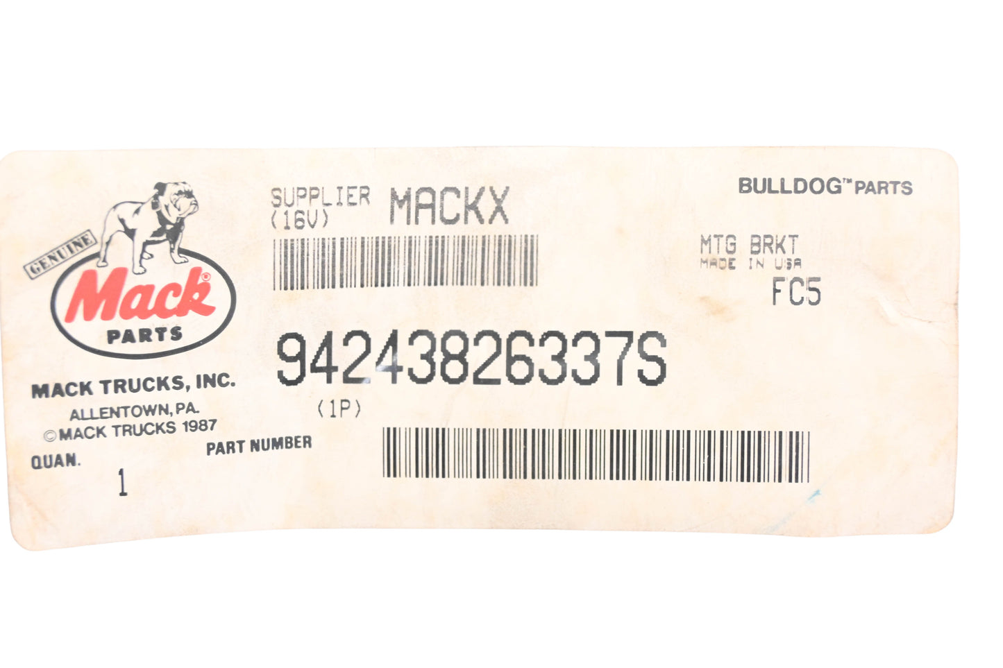 Mack 94243826337S, 9424-3826337S Mounting Bracket Clamp Assembly NOS