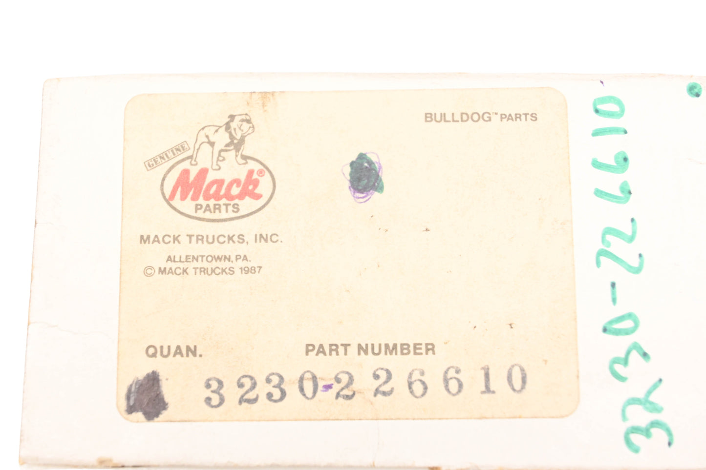 Mack 3230-226610, 3230226610 Knob NOS