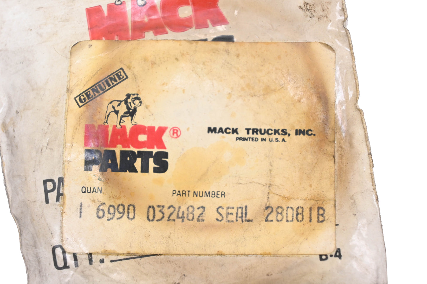 Mack 6990-032482, 6990032482 Seal NOS