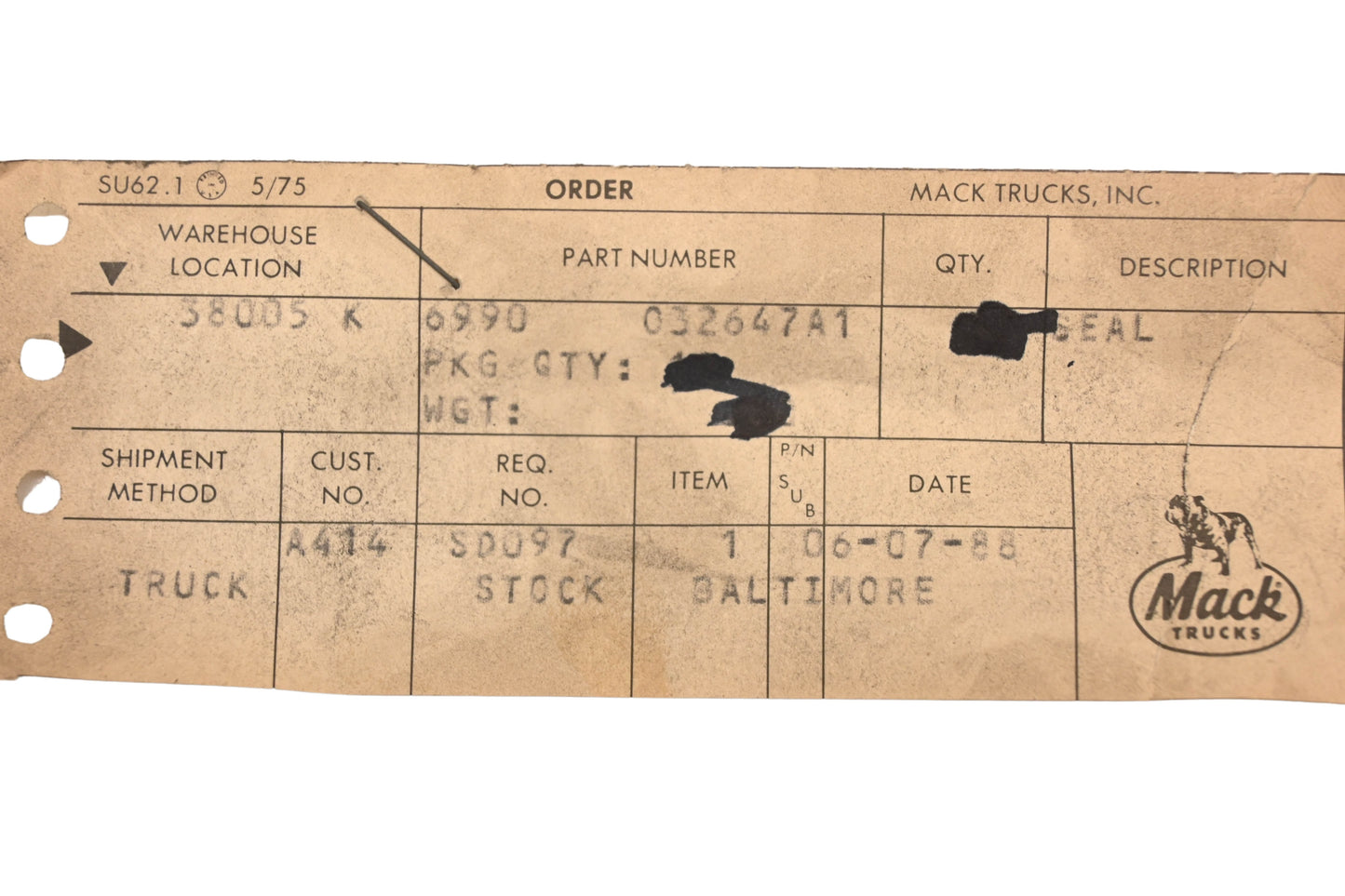 Mack 6990-032647A1, 6990032647A1 Seal NOS