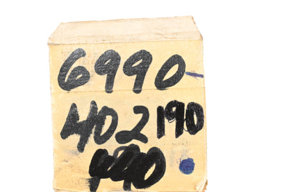 Mack 6990-402190 Cap NOS