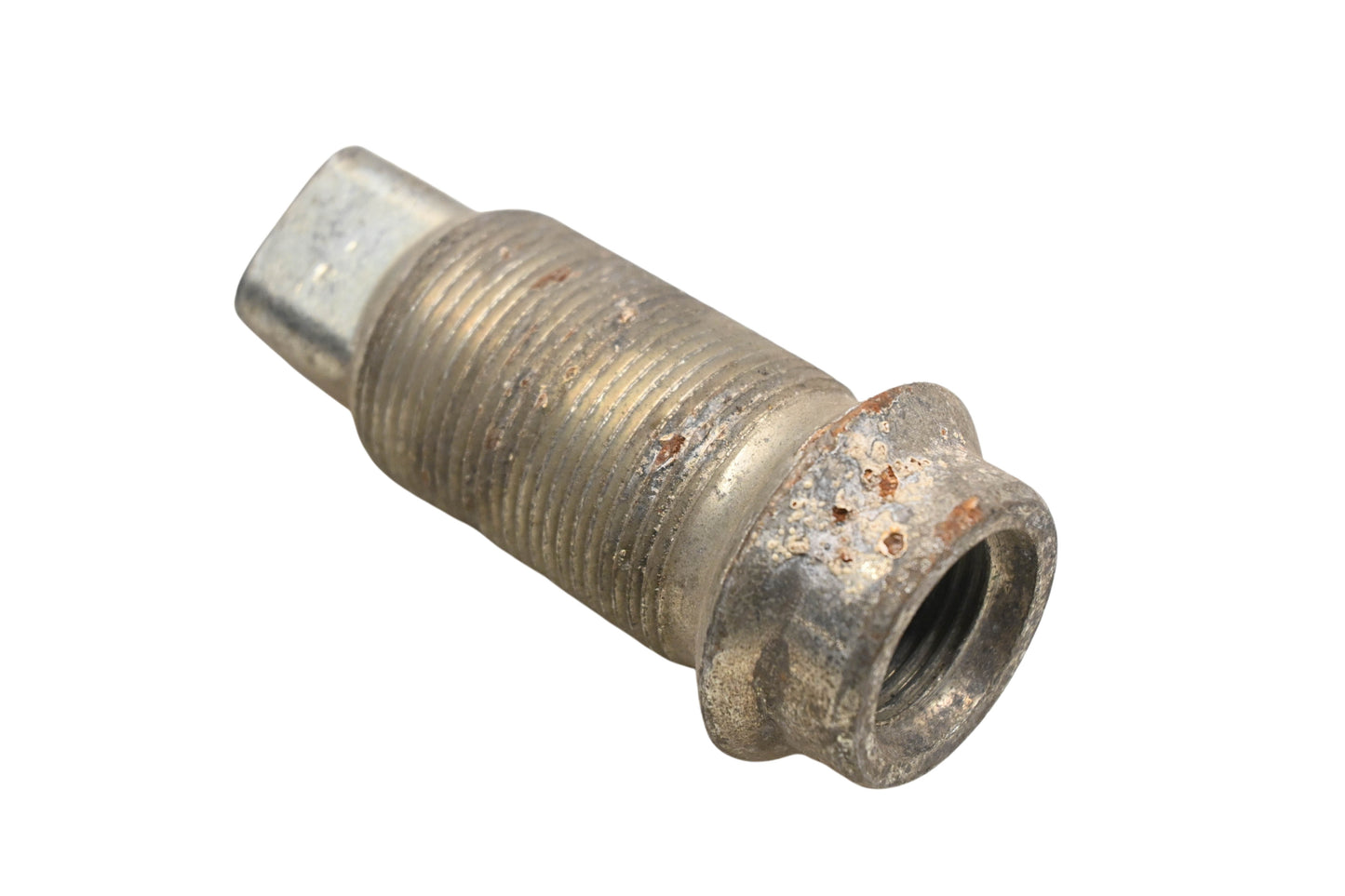 Mack 8235-R005978L Left Thread Wheel inner Cap Nut NOS