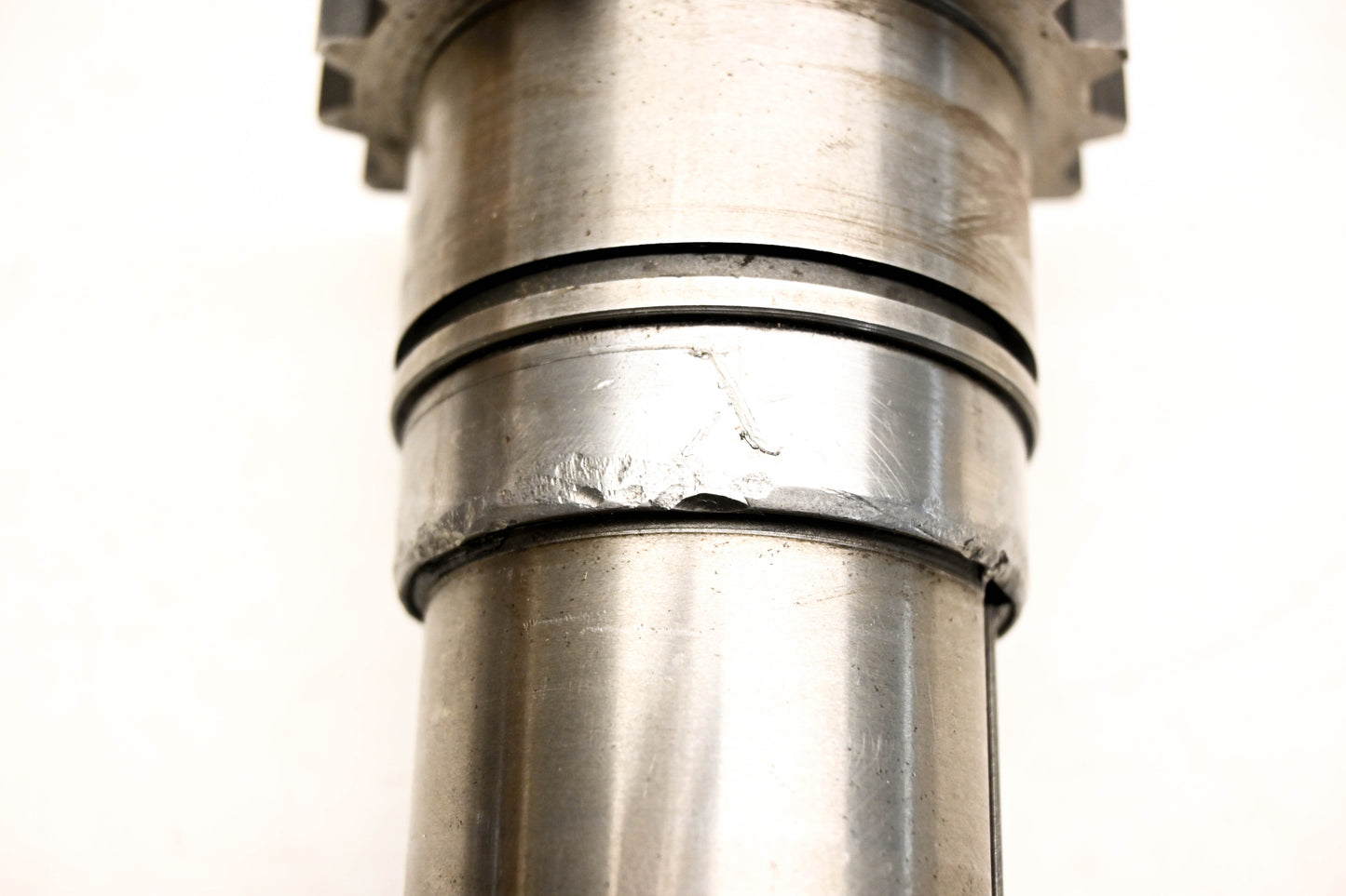 Mack 3088-S1409 Eaton Fuller Pinion Input Shaft NOS