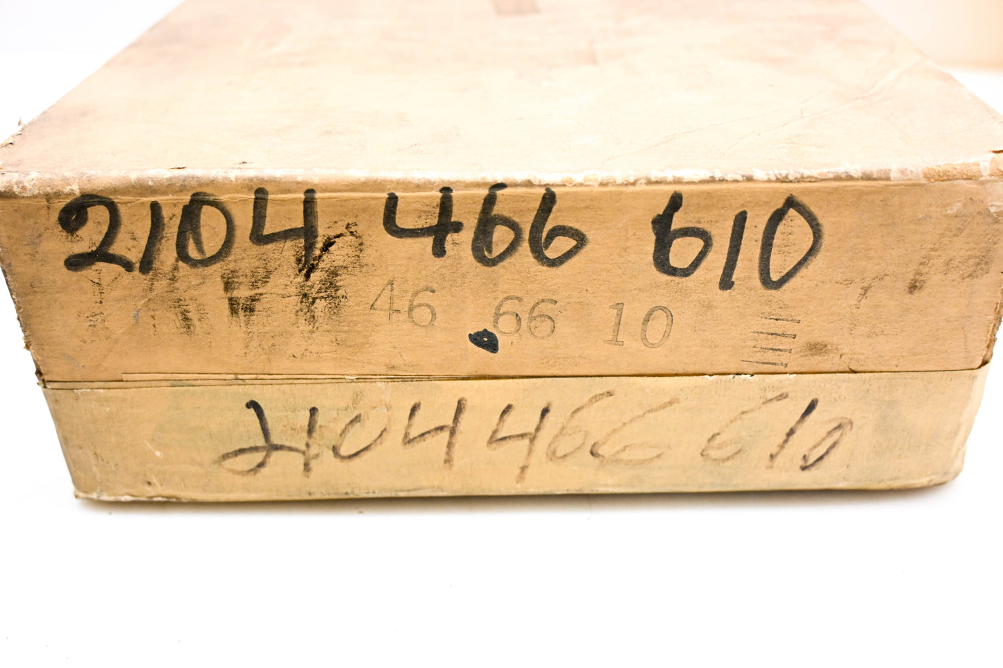 Mack 2104-466610, F46-66-11, H3B72 Fork F46-66-11 NOS