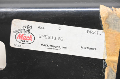 Mack 8ME21198 Bracket NOS