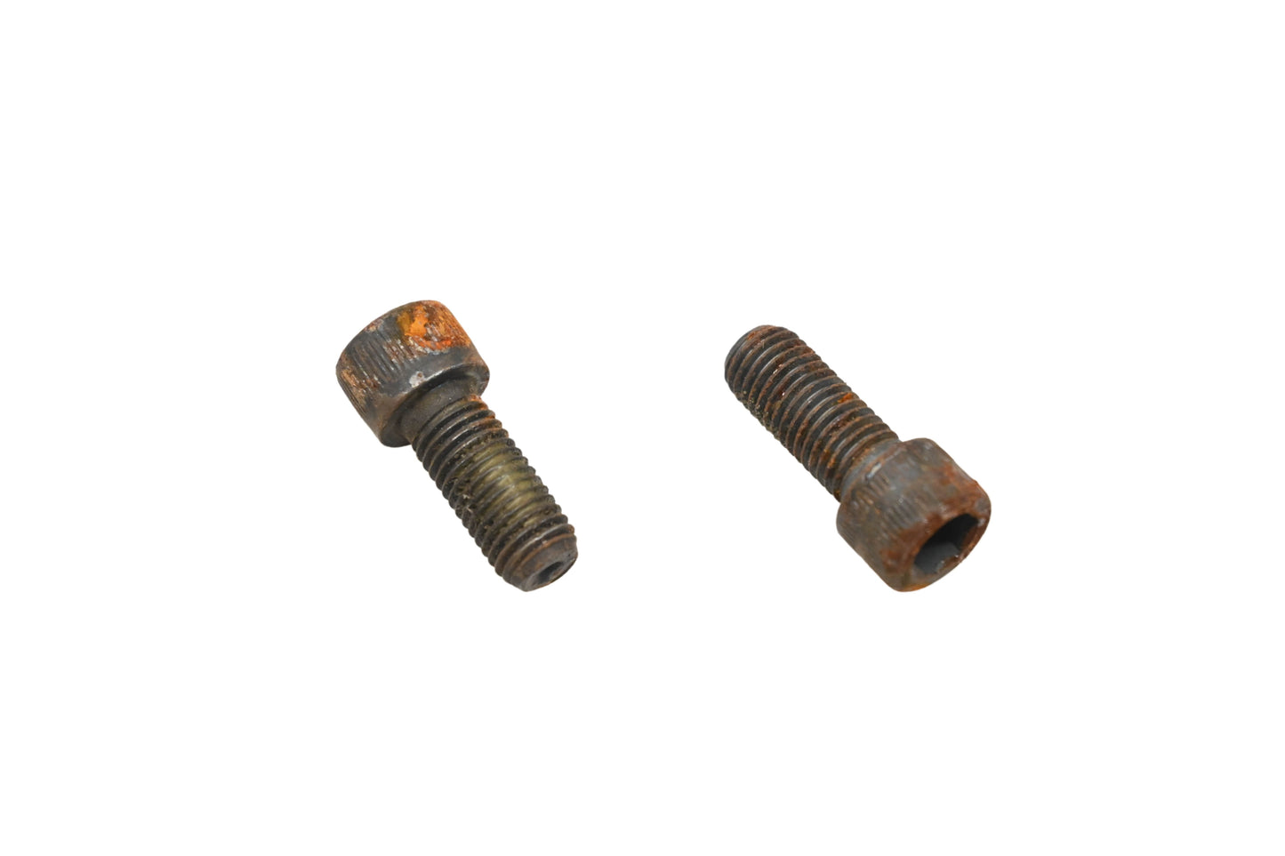 Mack 3AX1825 Screws Qty 2 NOS