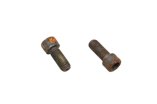 Mack 3AX1825 Screws Qty 2 NOS