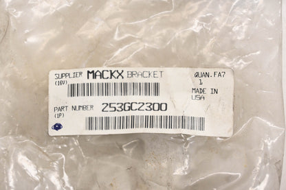 Mack 253GC2300 Nozzle Fuel Inlet Tube Bracket NOS