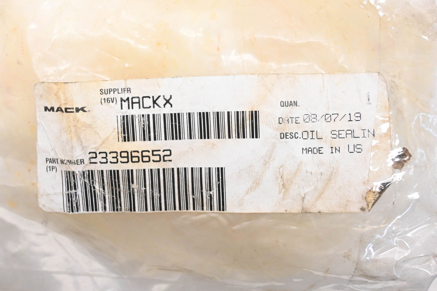 Mack 23396652 Oil Seal NOS