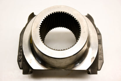Mack 25158747, 6.3-4-1681-1 Spicer Spilt End Differential Yoke NOS