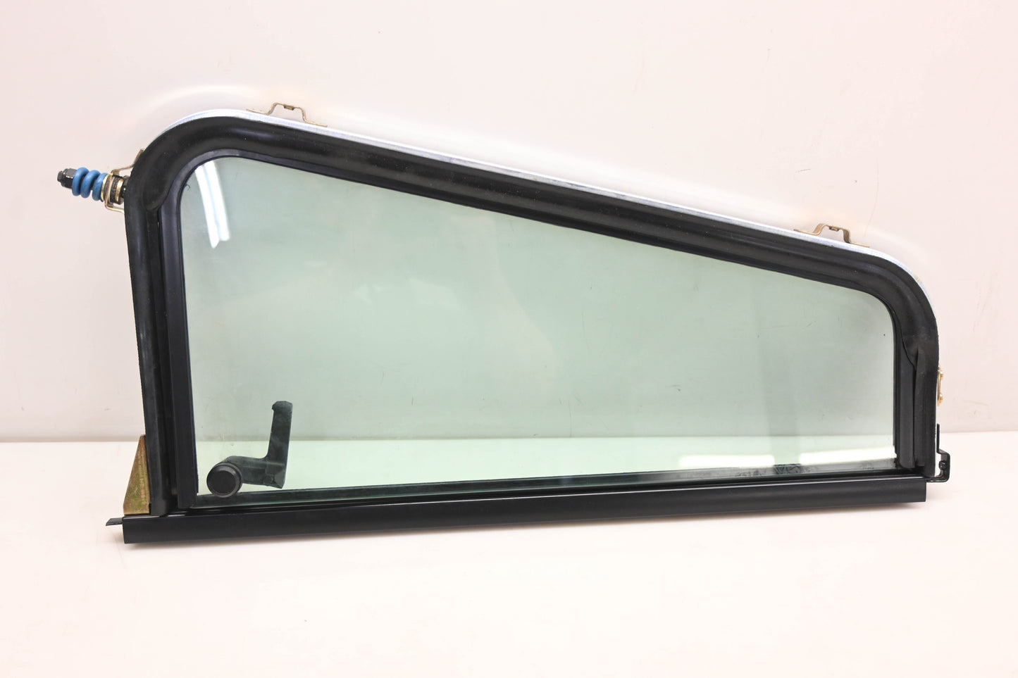 Mack 12QX46M Side Window Assembly NOS