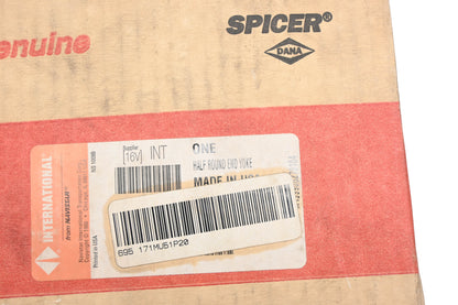 Mack 171MU51P20, M199908270104, 1689535C1 6-4-8731-1 Spicer Split End Yoke NOS