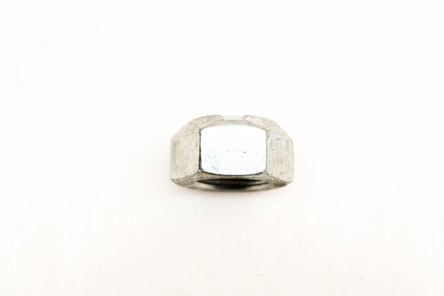 Mack 3398-W823 Nut NOS