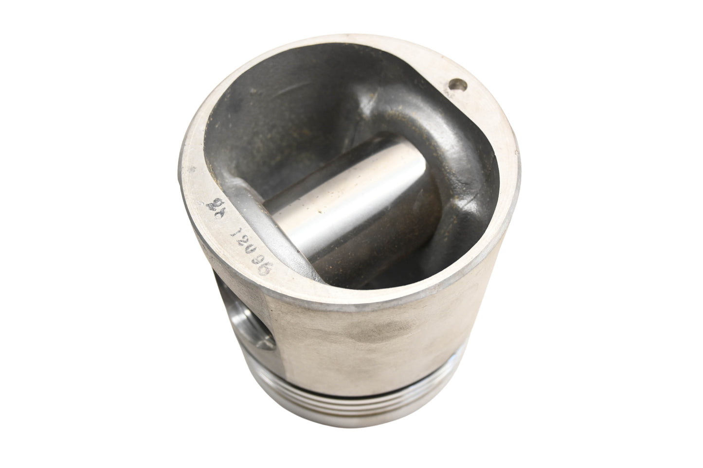 Mack 57GC366A Piston Cylinder NOS