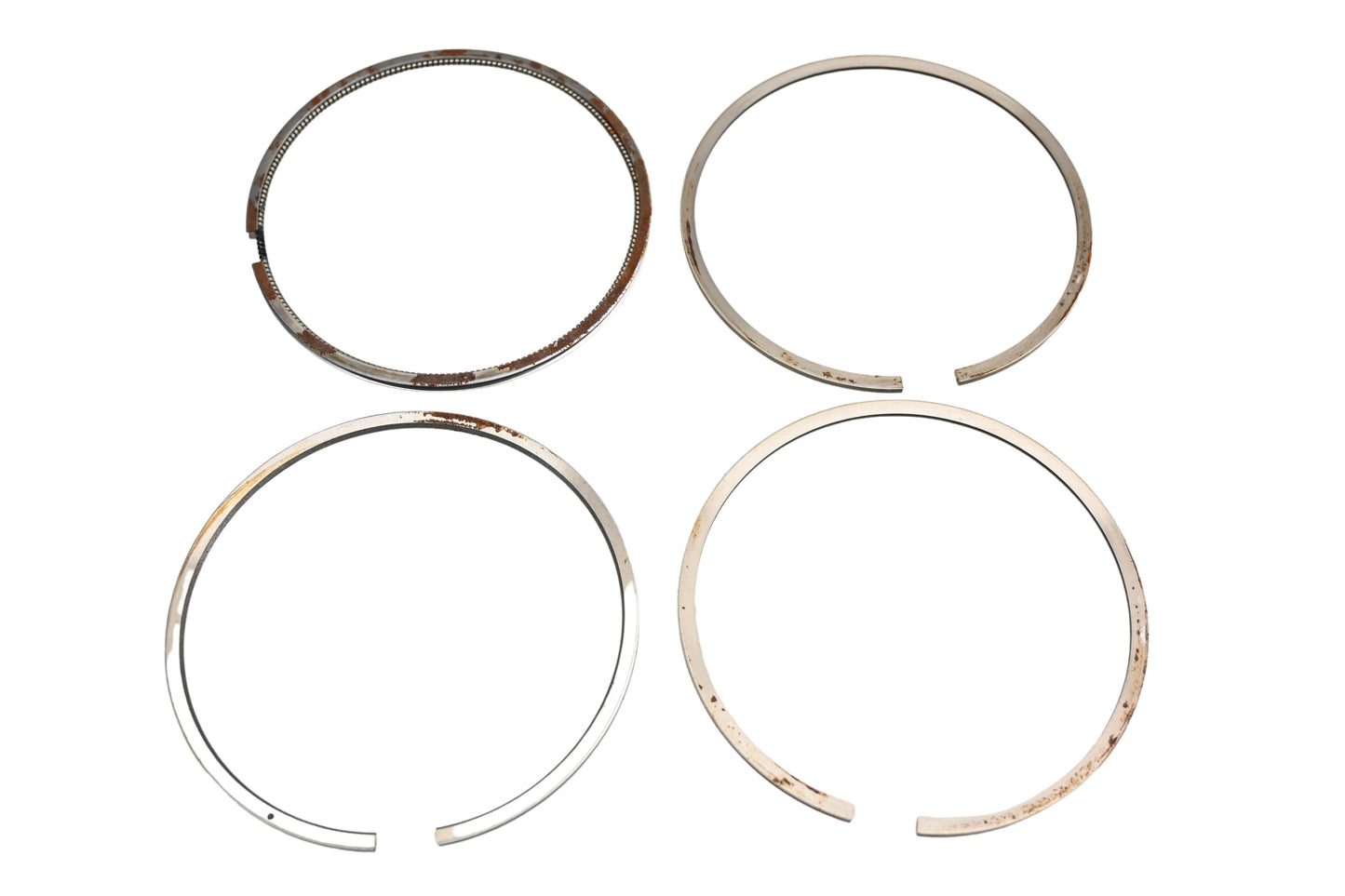 Mack 353GC299A Piston Ring Kit NOS